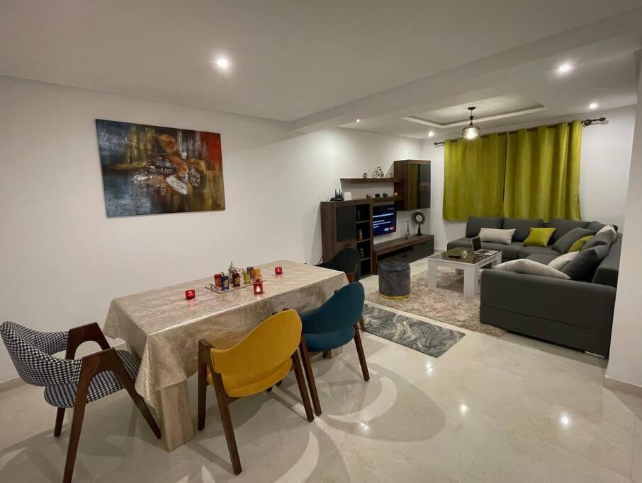 Experience De Luxe Ultime / Parking / Restaurant / Cafe / Carrefour Apartment วัจด้า ภายนอก รูปภาพ